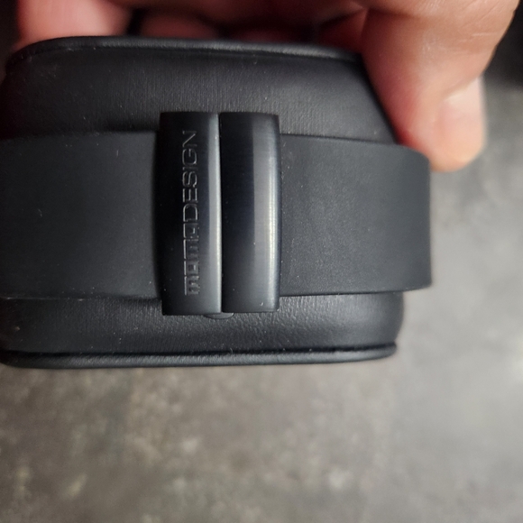 MomoDesign watch - Picture 4 of 4